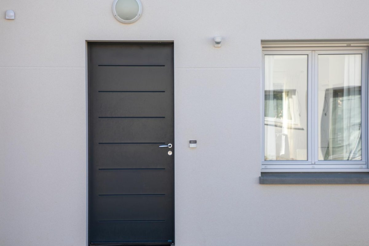 Portes en aluminium : la clé d'une maison énergétiquement efficace